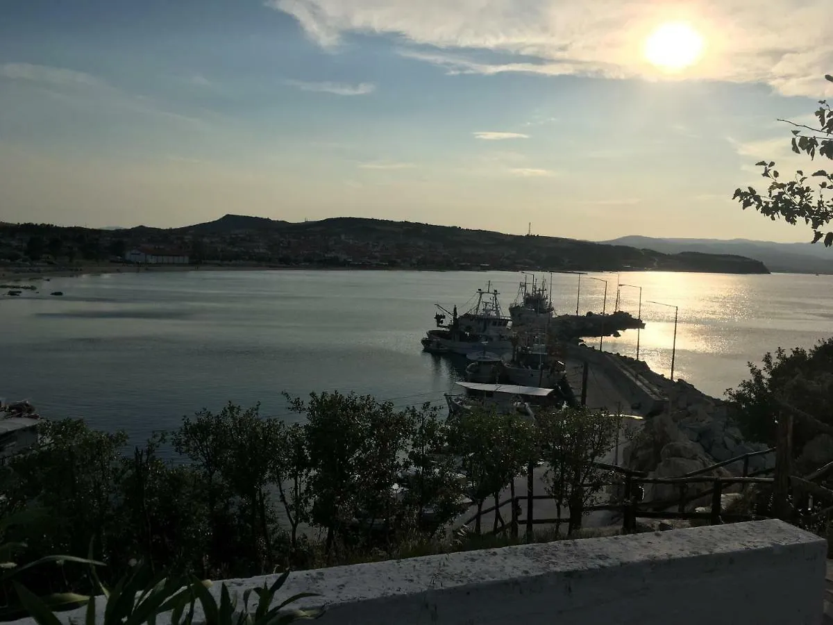 Harbour Point Apartment Nea Roda